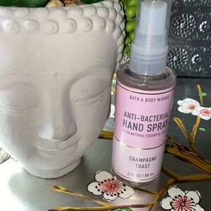Bath Bath and body Works, antibacterial, hand, spray, champagne Toast
